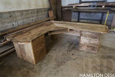 Custom Reclaimed Wood Desk for Toronto Office | Blog