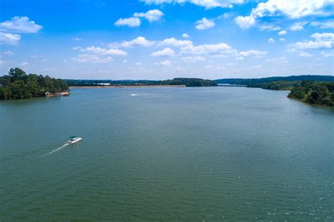 Outdoor Fun Around Lakeside Lodge Clemson