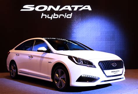 2016 Hyundai Sonata Hybrid Previewed at Launch Event in Seoul, South ...