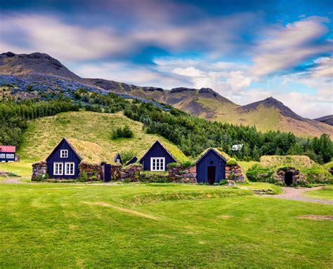 Icelandic Turf Houses - Classic Iceland