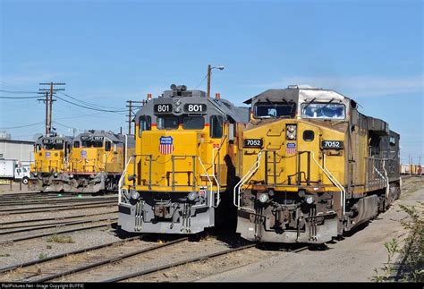 UP 7052 Union Pacific GE AC4400CW at Denver, Colorado by BUFFIE | Abandoned train, Train ...