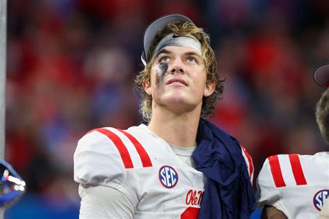 NIL Mega Deal: Ole Miss QB Jaxson Dart Inks NIL Deal With Private Jet ...