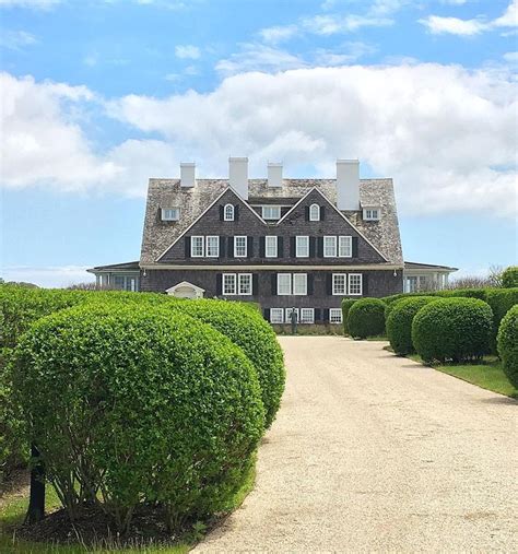 Instagram | Lake beach house, House beach, Dream beach houses