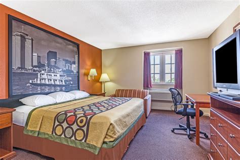 Super 8 by Wyndham New Orleans | New Orleans, LA Hotels