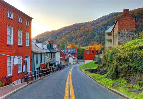 The 20 Best Things To Do In Harpers Ferry, West Virginia