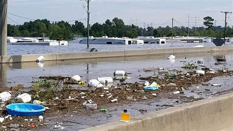 Latest Texas flood news (Sunday): Liberty residents cut off by Trinity River - Orange Leader ...