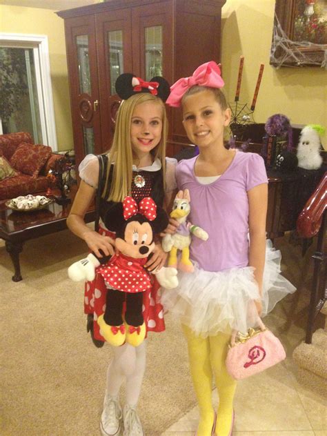 Daisy Duck and Minnie Mouse Halloween coustum Daisy Duck Halloween Costume, Minnie Mouse ...