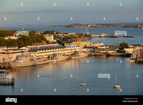 Devonport royal naval base hi-res stock photography and images - Alamy