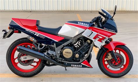 1986 Yamaha FZ750 – Iconic Motorbike Auctions