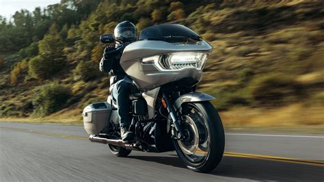 Harley Davidson 2024 Road Glide St - Lissy Chickie