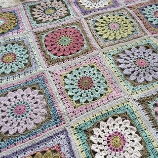 Baby blanket joined. I have to decide on a border. - And f… | Flickr