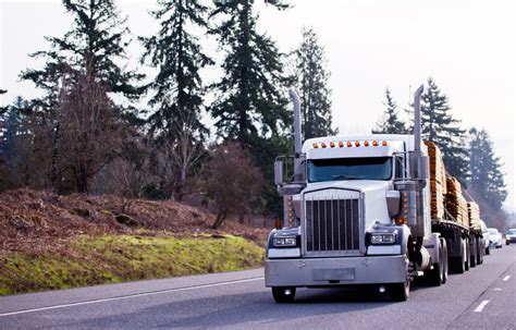 Flatbed Trucking Services – Royal Transportation Services