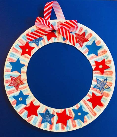 20 Easy & Fun Labor Day Crafts for Kids of All Ages