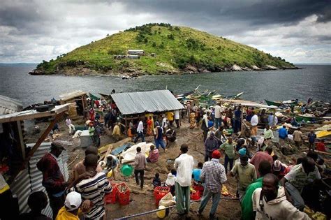 Migingo Island - Smallest & Most Populated Island In the World | Reckon ...