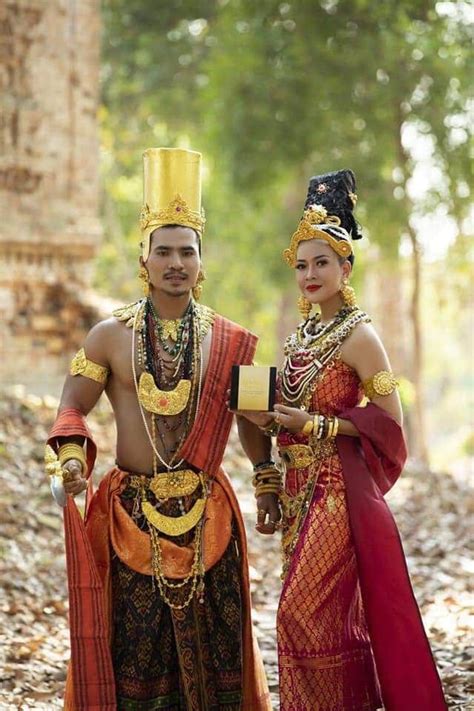 🇰🇭 Amazing Cambodia traditional dresses 🇰🇭 Cambodia costumes of Chenla ...