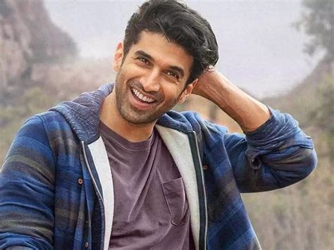 Aditya Roy Kapur Refuses Ranveer Singh’s Old Claims That He’s a Girlfriend Stealer | Filmfare.com