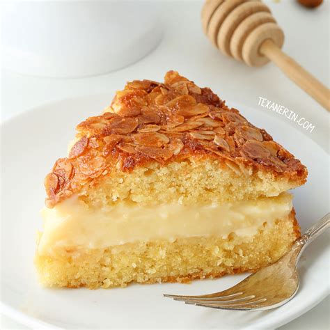 Bienenstich (German Bee Sting Cake) - Texanerin Baking