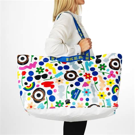 “Life is a mix of highs and lows and the pattern I developed for the FÖRNYAD bag reflects that ...