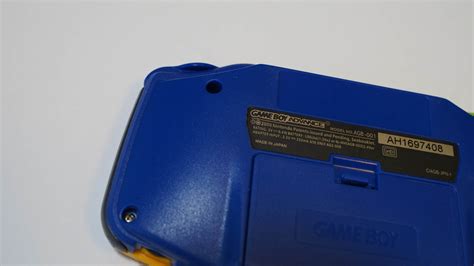 Game Boy Advance (Pokemon) - videogamesmuseum.org