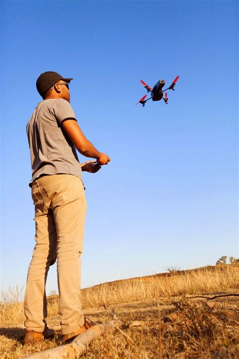 Flying Camera Drone Reviews: How To Make Money From Flying Drones ...