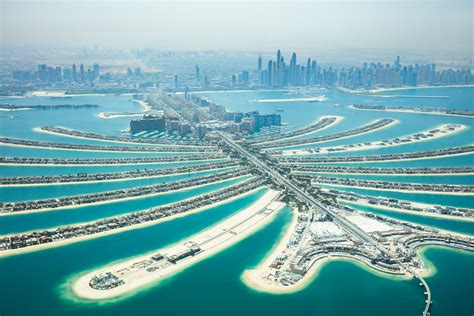 190311_Dubai.22141059-aerial-view-of-palm-island-in-dubai ...