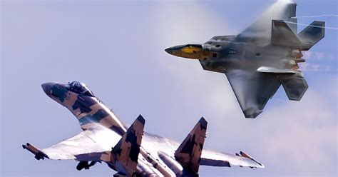 Teknologi Militer: F-22 Raptor vs Su-35 Flanker E