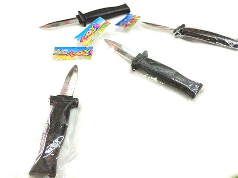 Popular Retractable Fake Knife-Buy Cheap Retractable Fake Knife lots from China Retractable Fake ...