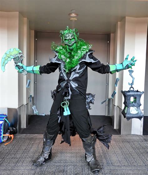 [Photographer]Thresh - League Of Legends : r/cosplay