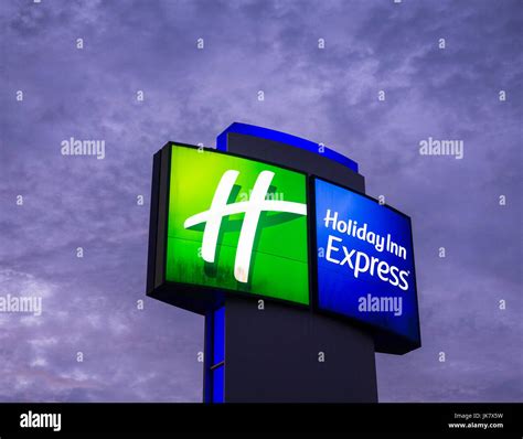 Holiday inn express sign hi-res stock photography and images - Alamy