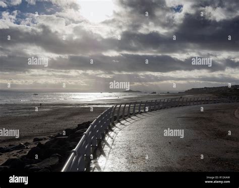 Seafield beach and Kirkcaldy seafront, Kirkcaldy, Scotland Stock Photo - Alamy