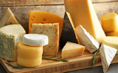 Ultimate Cheese Guide To The 5 Different Types Of Cheeses