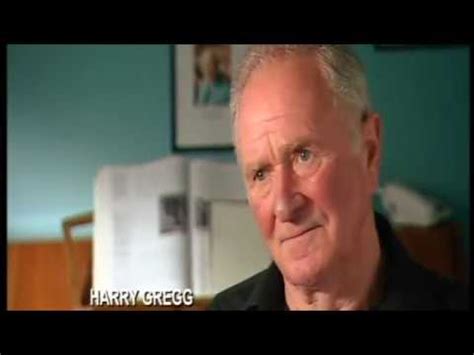 Manchester United : Munich Air Disaster Documentary - YouTube