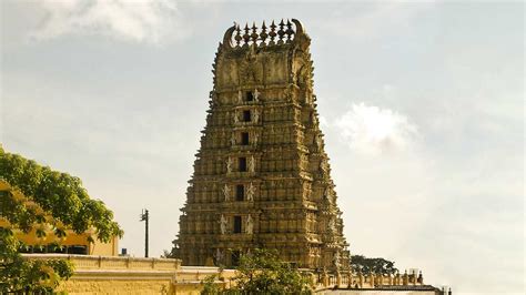 5 Famous Temples To Visit In Karnataka | HerZindagi