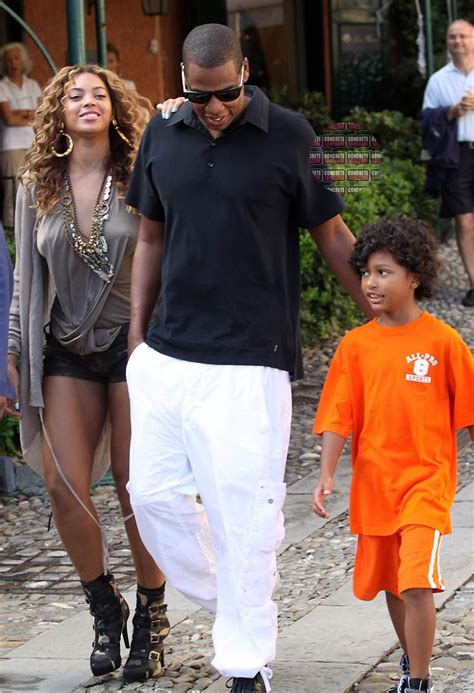 Beyoncé, Jay-Z and his son. | Beyonce, Beyonce and jay z, Jay z