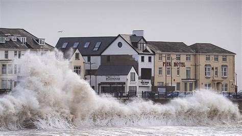 Storm Eunice: How, and why, do storms get their names? - BBC News