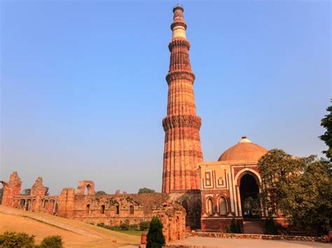 Le Qutub Minar, Delhi | Destinations de Voyage du Monde - Photos,Guides ...