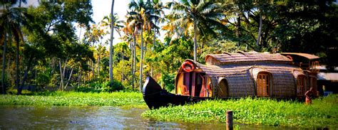 KERALA 4 NIGHTS / 5 DAYS - Escape Yourself