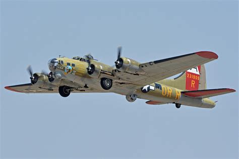 Boeing B-17g Flying Fortress N93012 Nine-o-nine Phoenix-mesa Gateway Airport Arizona April 15 ...