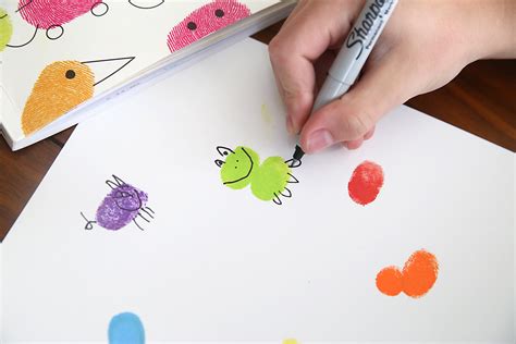 fingerprint art | fun & easy craft for kids - It's Always Autumn