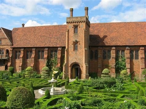 Guide To the Magnificent Hatfield House, a Perfect Day Trip From London