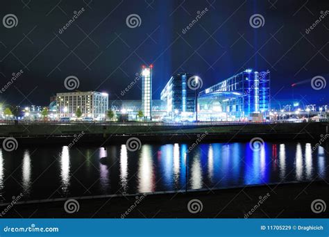 Berlin Hauptbahnhof at Night Editorial Stock Image - Image of germany, build: 11705229