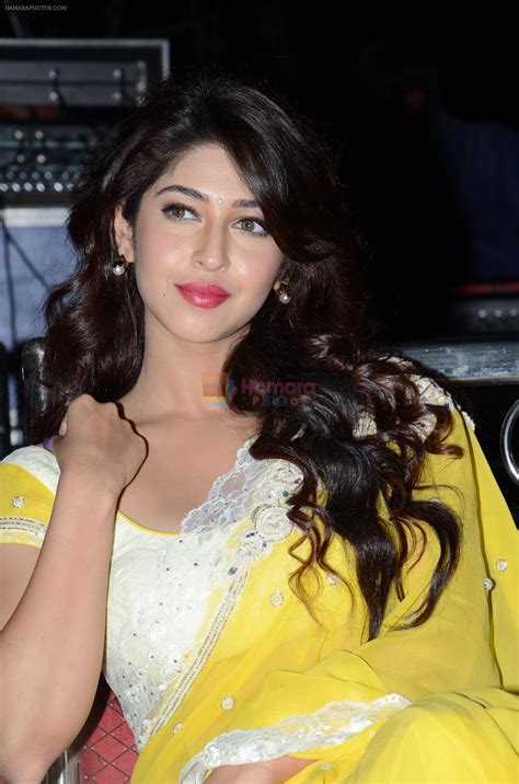 Sonarika Bhadoria Photoshoot / Sonarika Bhadoria - Bollywood Photos