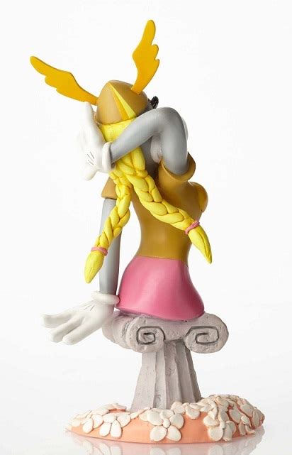 Whats Opera Doc? Bugs Bunny Drag Bust