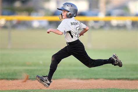 10 Best Youth Baseball Cleats to Consider in 2024