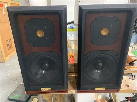 OSBORN F2 Bookshelf Speakers Australian made For Sale - Canuck Audio Mart