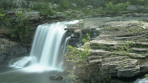 7 Amazing Waterfalls in Alabama - Drivin' & Vibin'