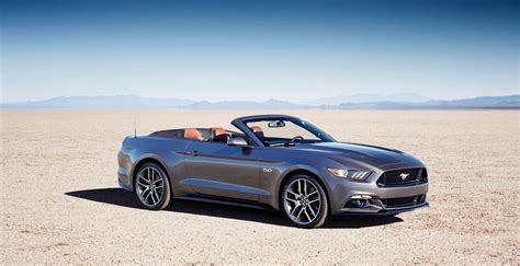 2015 Ford Mustang Convertible | Top Speed