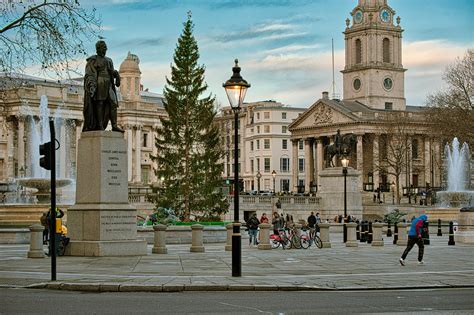 Norwegian Wood | Christmas tree in Trafalgar Square. | Geoff Henson | Flickr