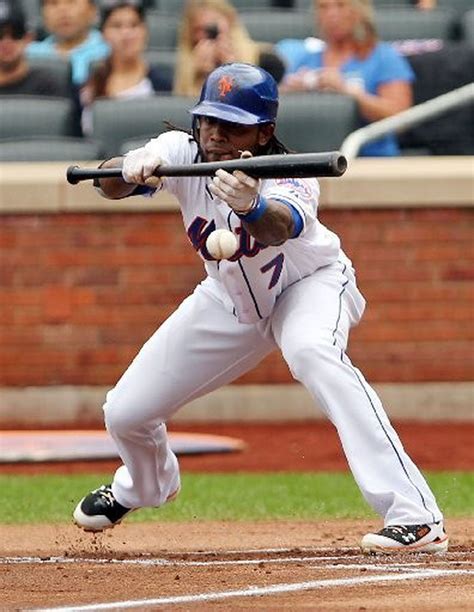 Mets shortstop Jose Reyes records first-inning hit, then exits game in ...