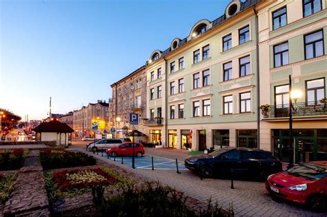 To także fasada i wejście do Plaza Butikowy Hotel Kraków. Zapraszamy! Hotel Krakow, Hotels ...